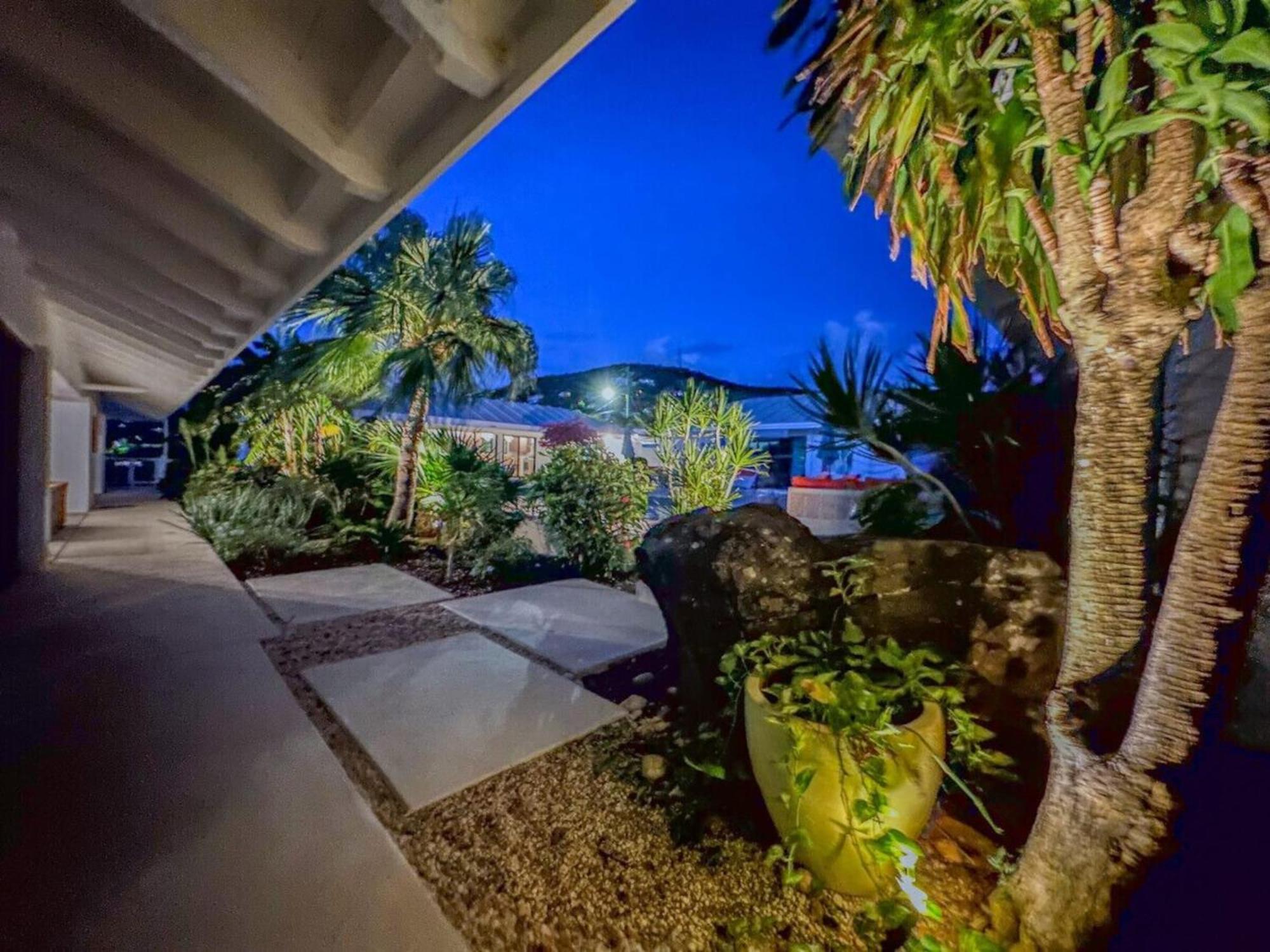 Royal Villa With A Huge Swimming Pool Cowell Battery ภายนอก รูปภาพ