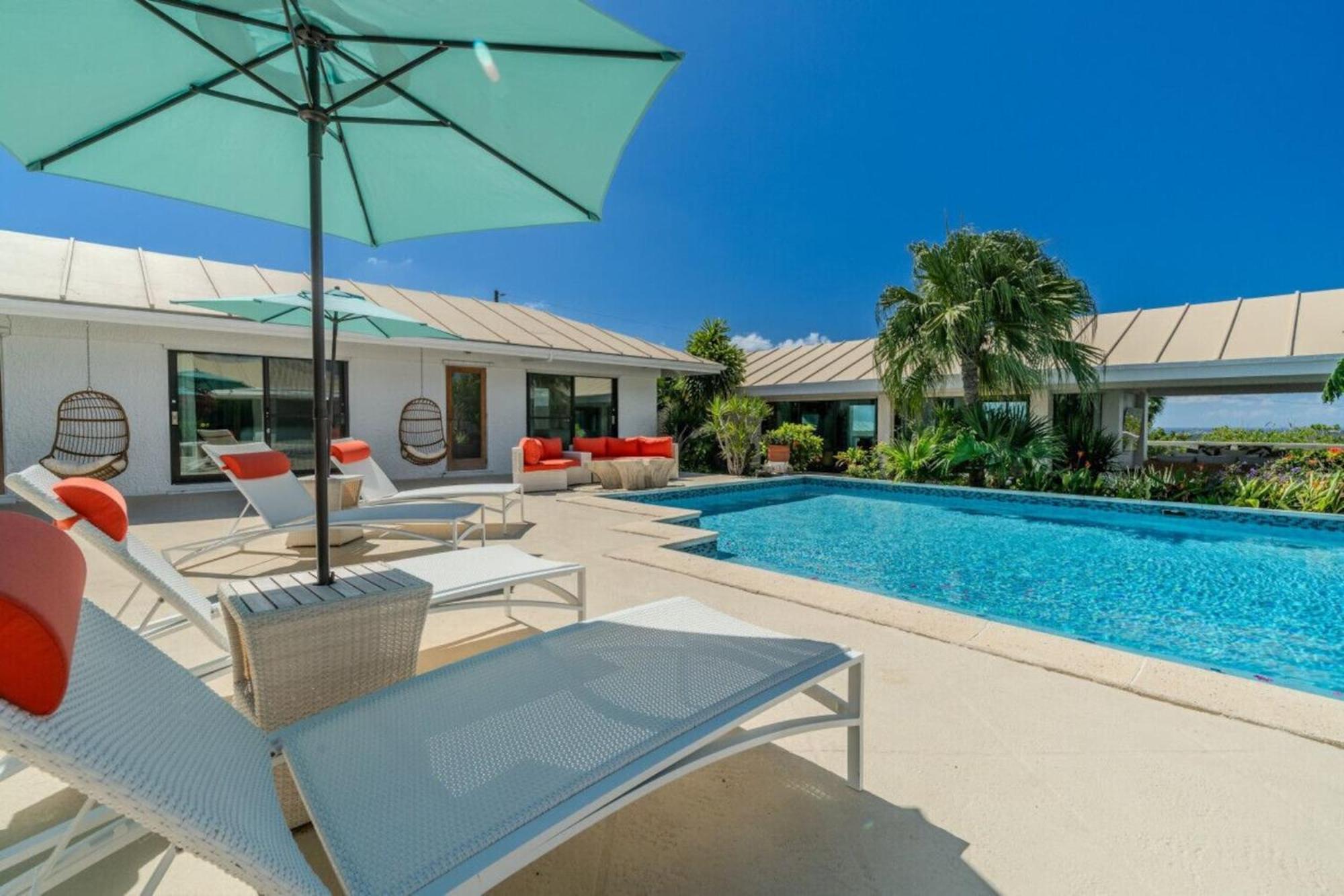 Royal Villa With A Huge Swimming Pool Cowell Battery ภายนอก รูปภาพ